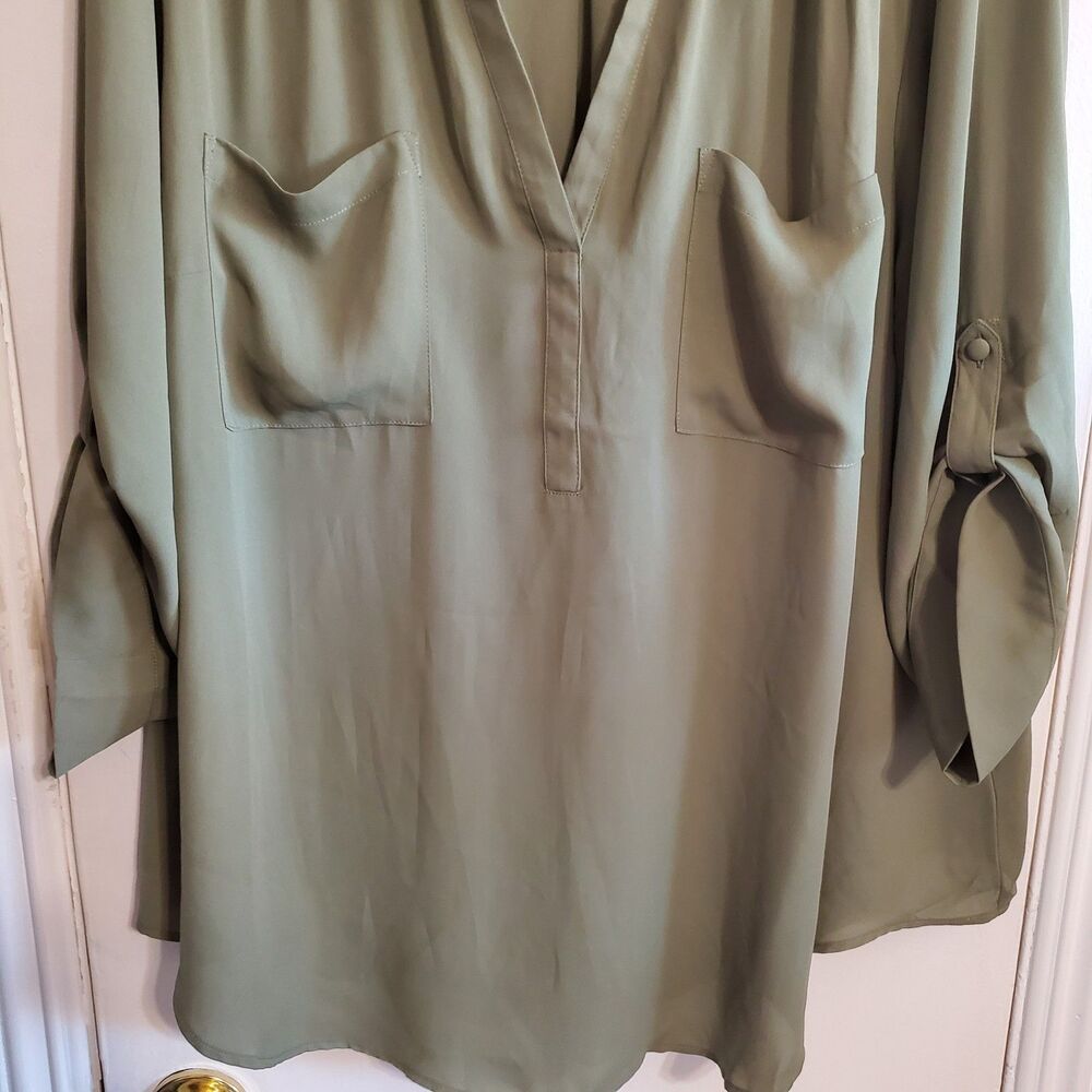 Torrid Harper Georgette Green Pullover top Roll Tab Sleeve size 3X Office Casual - Picture 3 of 14